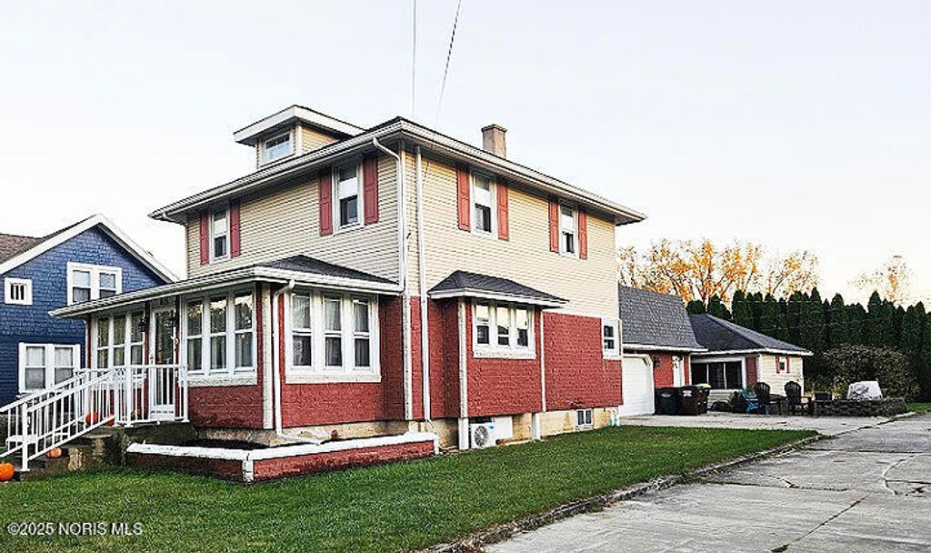 Photo for 415 Fort Findlay Road, Woodville, OH 43469 (MLS # 10000702)