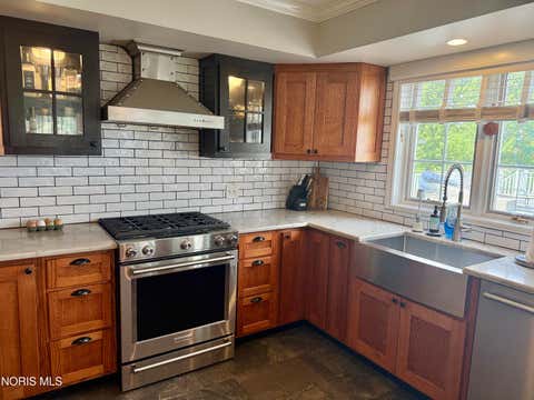 Tiny photo for 7539 Brown Road, Curtice, OH 43412 (MLS # 10012020)