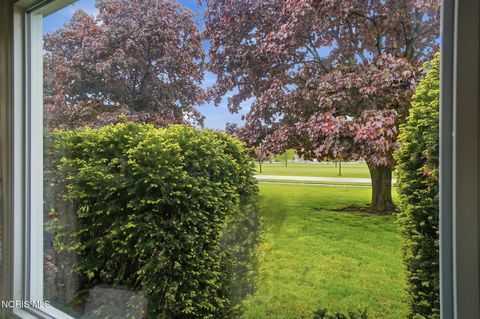 Tiny photo for 720 Fairview Avenue, Bowling Green, OH 43402 (MLS # 10007212)
