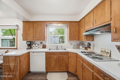 Tiny photo for 720 Fairview Avenue, Bowling Green, OH 43402 (MLS # 10007212)