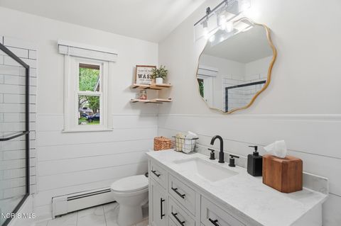 Tiny photo for 720 Fairview Avenue, Bowling Green, OH 43402 (MLS # 10007212)