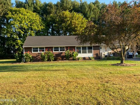 Photo of 11606 County Road M, Wauseon, OH 43567 (MLS # 10005307)