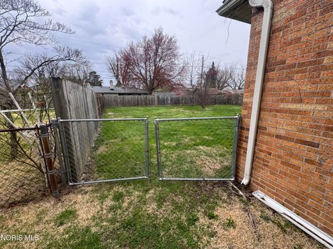 Tiny photo for 3260 Glencairn Avenue, Toledo, OH 43614 (MLS # 10006196)