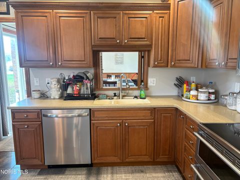 Tiny photo for 23746 W State Route 579, Curtice, OH 43412 (MLS # 10006179)