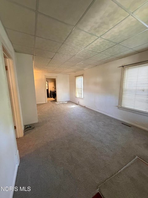 Tiny photo for 2458 Woodford Street, Toledo, OH 43605 (MLS # 10014027)