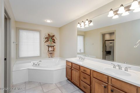 Tiny photo for 5829 Green Ivy Lane, Monclova, OH 43542 (MLS # 10002254)