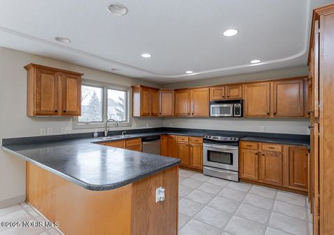 Tiny photo for 5829 Green Ivy Lane, Monclova, OH 43542 (MLS # 10002254)