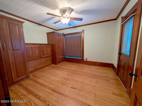 Tiny photo for 723 W Washington Street, Napoleon, OH 43545 (MLS # 10002472)