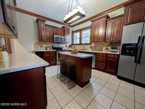 Tiny photo for 723 W Washington Street, Napoleon, OH 43545 (MLS # 10002472)