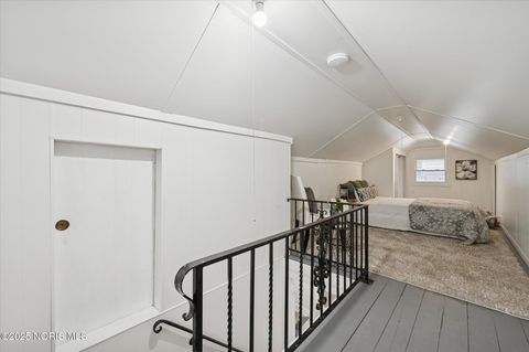 Tiny photo for 4113 Packard Road, Toledo, OH 43612 (MLS # 10000844)