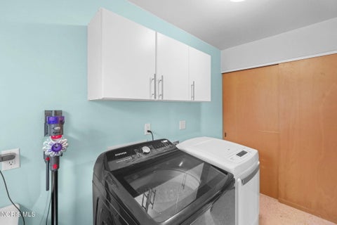 Tiny photo for 3138 Villa Drive, Toledo, OH 43614 (MLS # 10011687)