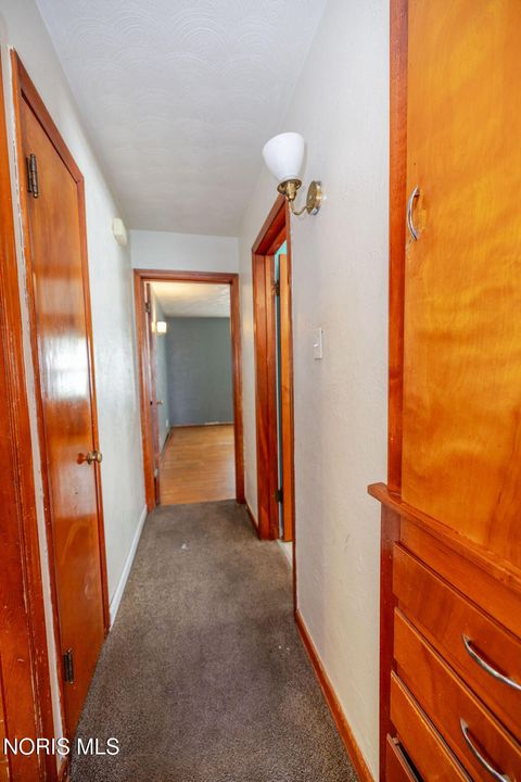 Tiny photo for 1406 Eleanor Avenue, Toledo, OH 43612 (MLS # 10007324)