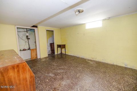 Tiny photo for 1406 Eleanor Avenue, Toledo, OH 43612 (MLS # 10007324)