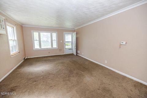 Tiny photo for 1406 Eleanor Avenue, Toledo, OH 43612 (MLS # 10007324)