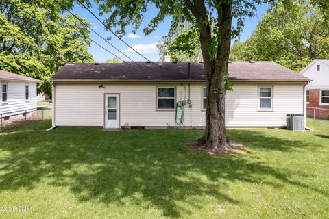 Tiny photo for 833 Cherry Lane, Waterville, OH 43566 (MLS # 10007441)