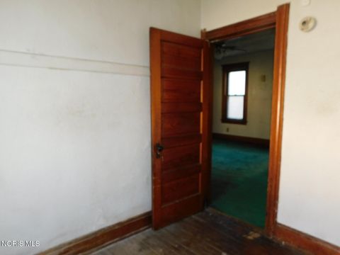 Tiny photo for 1641 Avondale Avenue, Toledo, OH 43607 (MLS # 10008075)