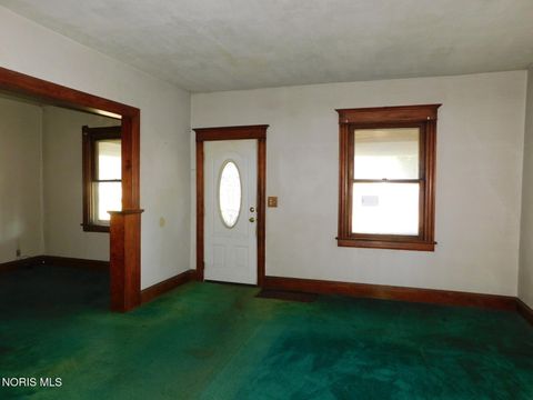 Tiny photo for 1641 Avondale Avenue, Toledo, OH 43607 (MLS # 10008075)
