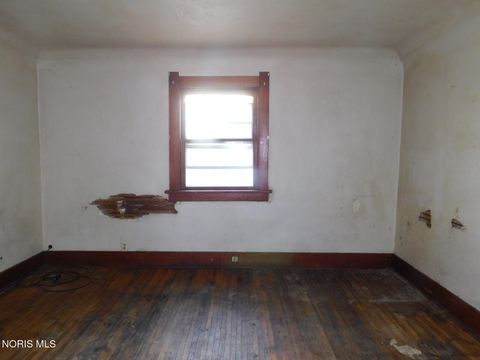 Tiny photo for 1641 Avondale Avenue, Toledo, OH 43607 (MLS # 10008075)