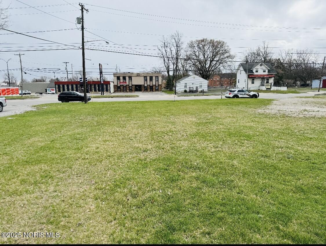 1850 W Alexis Road