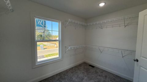 Tiny photo for 719 S Ironwood Drive, Rossford, OH 43460 (MLS # 10007220)