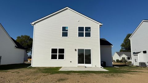 Tiny photo for 719 S Ironwood Drive, Rossford, OH 43460 (MLS # 10007220)