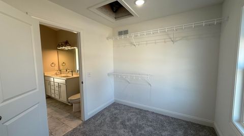 Tiny photo for 719 S Ironwood Drive, Rossford, OH 43460 (MLS # 10007220)