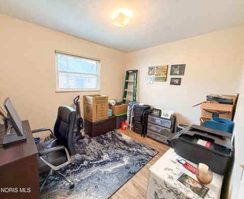 Tiny photo for 1818 Christian Avenue, Toledo, OH 43613 (MLS # 10005291)