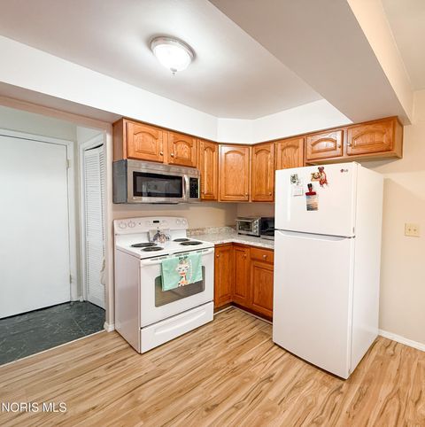 Tiny photo for 1818 Christian Avenue, Toledo, OH 43613 (MLS # 10005291)