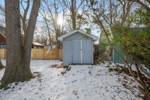 Tiny photo for 2537 Vaness Drive, Toledo, OH 43615 (MLS # 10002390)