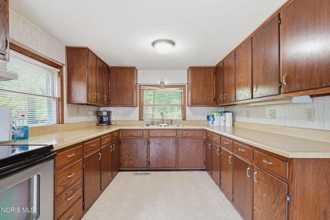Tiny photo for 1300 County Rd 6, Tiffin, OH 44883 (MLS # 10010705)