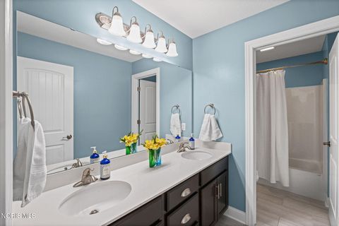 Tiny photo for 14962 Stonebridge Lane, Perrysburg, OH 43551 (MLS # 10007545)