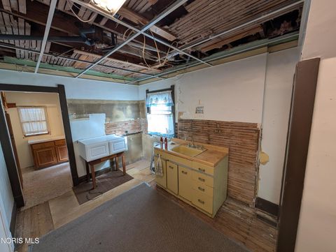 Tiny photo for 3722 Leybourn Avenue, Toledo, OH 43612 (MLS # 10004629)