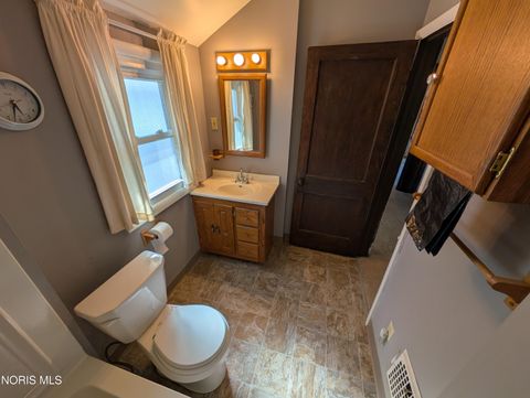 Tiny photo for 3722 Leybourn Avenue, Toledo, OH 43612 (MLS # 10004629)