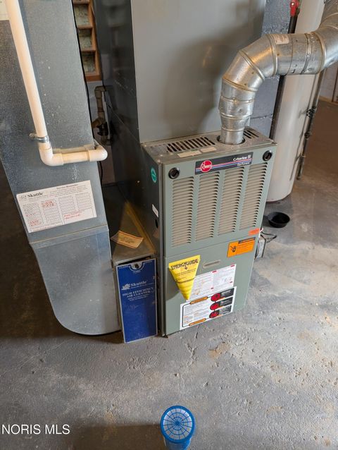 Tiny photo for 3722 Leybourn Avenue, Toledo, OH 43612 (MLS # 10004629)