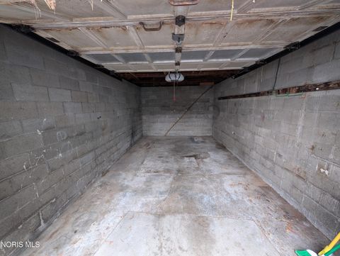 Tiny photo for 3722 Leybourn Avenue, Toledo, OH 43612 (MLS # 10004629)