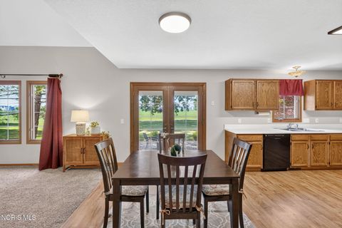 Tiny photo for 2216 Coe Court, Perrysburg, OH 43551 (MLS # 10010735)