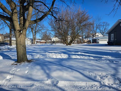 Tiny photo for 915 Atlantic Avenue, Toledo, OH 43609 (MLS # 10003630)