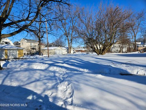 Tiny photo for 915 Atlantic Avenue, Toledo, OH 43609 (MLS # 10003630)