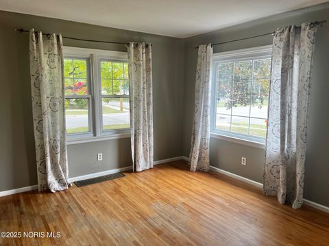 Tiny photo for 3042 Cragmoor Avenue, Toledo, OH 43614 (MLS # 10000422)