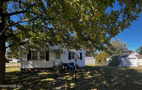 Tiny photo for 3042 Cragmoor Avenue, Toledo, OH 43614 (MLS # 10000422)