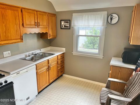 Tiny photo for 3042 Cragmoor Avenue, Toledo, OH 43614 (MLS # 10000422)