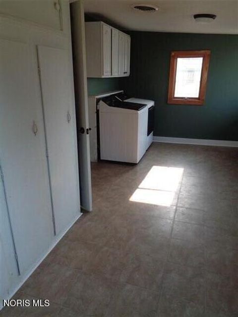 Tiny photo for 212 W Sugar Street, Leipsic, OH 45856 (MLS # 10010469)