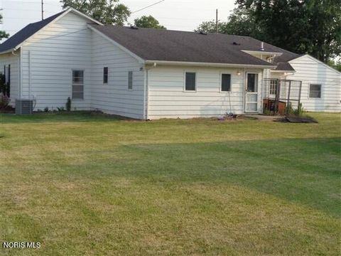 Tiny photo for 212 W Sugar Street, Leipsic, OH 45856 (MLS # 10010469)
