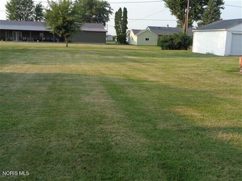 Tiny photo for 212 W Sugar Street, Leipsic, OH 45856 (MLS # 10010469)