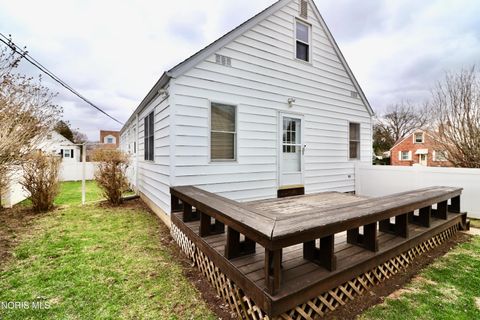 Tiny photo for 1532 Gould Road, Toledo, OH 43612 (MLS # 10005483)