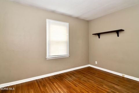 Tiny photo for 1532 Gould Road, Toledo, OH 43612 (MLS # 10005483)