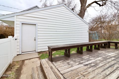 Tiny photo for 1532 Gould Road, Toledo, OH 43612 (MLS # 10005483)