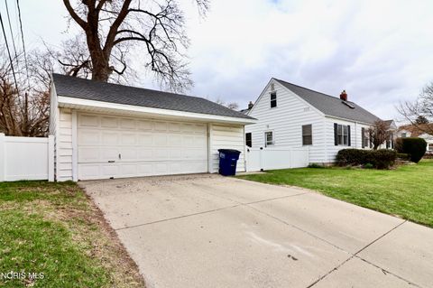 Tiny photo for 1532 Gould Road, Toledo, OH 43612 (MLS # 10005483)