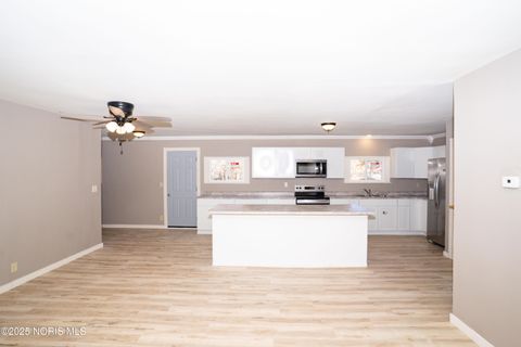 Tiny photo for 1582 S Clinton Street, Defiance, OH 43512 (MLS # 10001491)