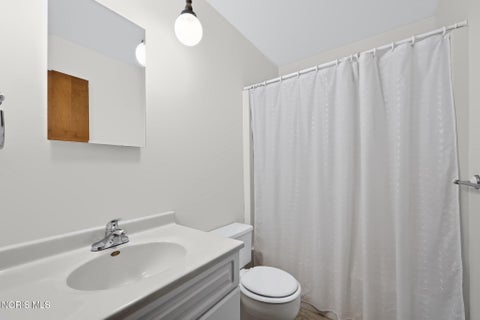 Tiny photo for 636 Normandie Boulevard, Bowling Green, OH 43402 (MLS # 10014188)
